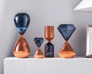 Modern hourglasses